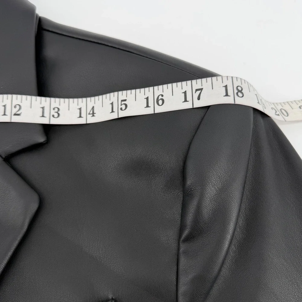 J.Ferrar Blazer Mens Medium Black Faux Leather Slim Fit Sport Coat 552-0786 New